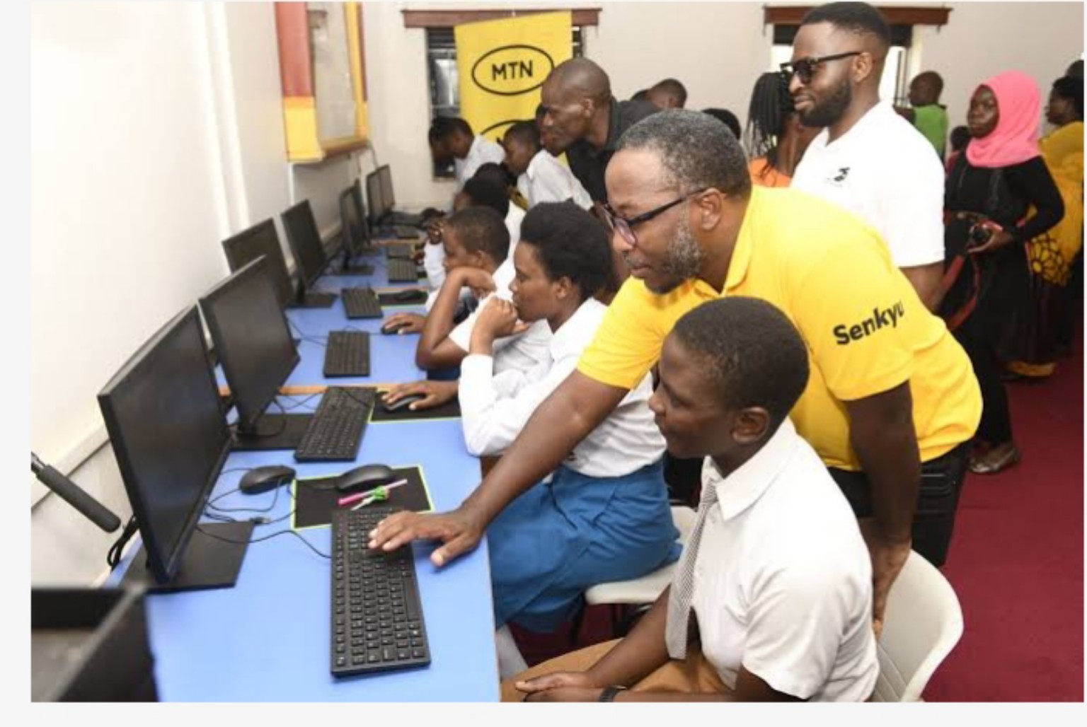 Students learning in the computer laboratory